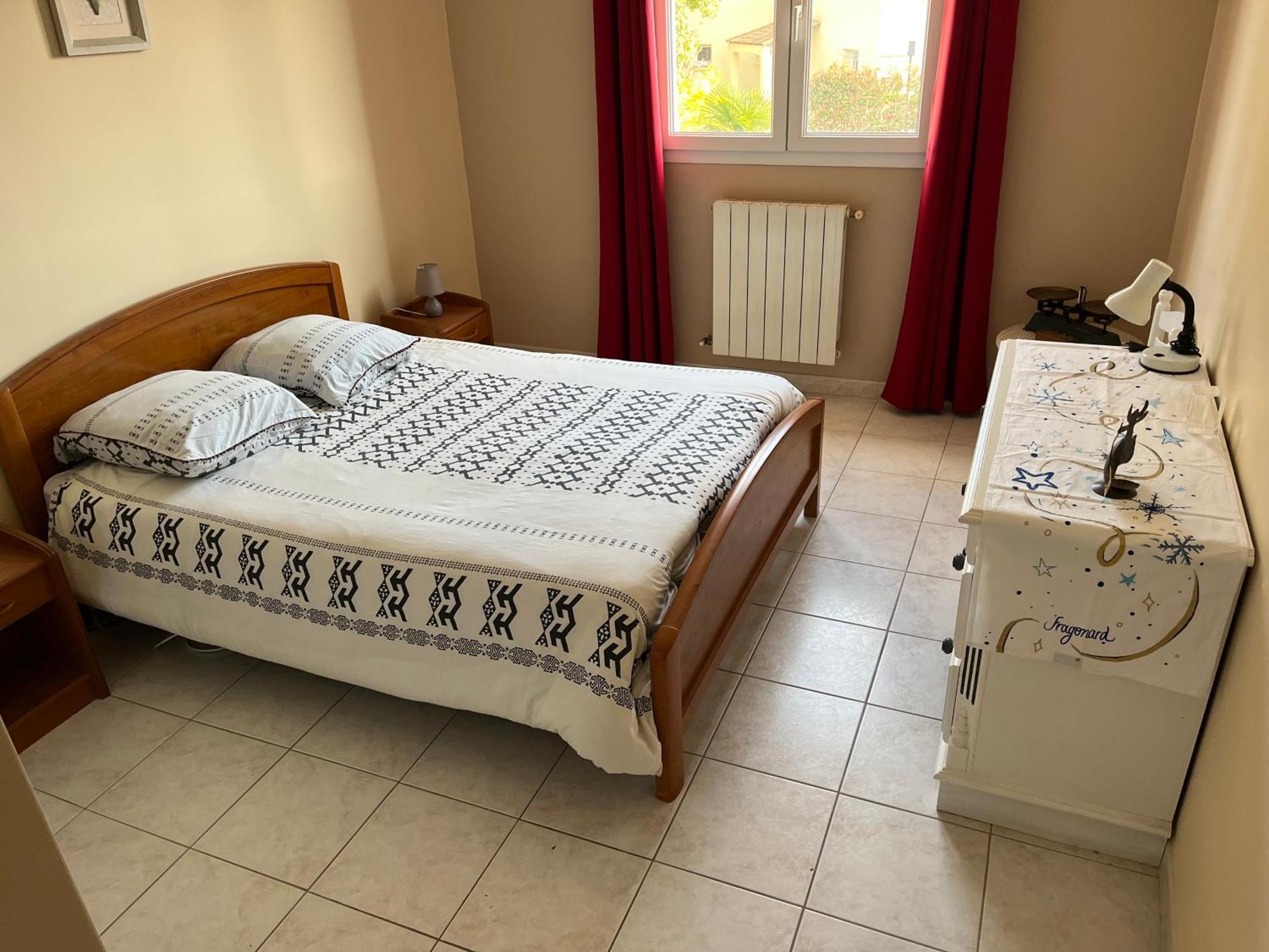 Villa Avec Piscine Gallargues-le-Montueux Luaran gambar